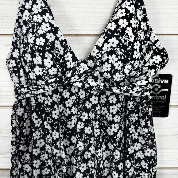 A.C.T White & Black Floral Print Mesh Overlay 1-Piece Swimsuit Size 12 - Picture 2 of 10